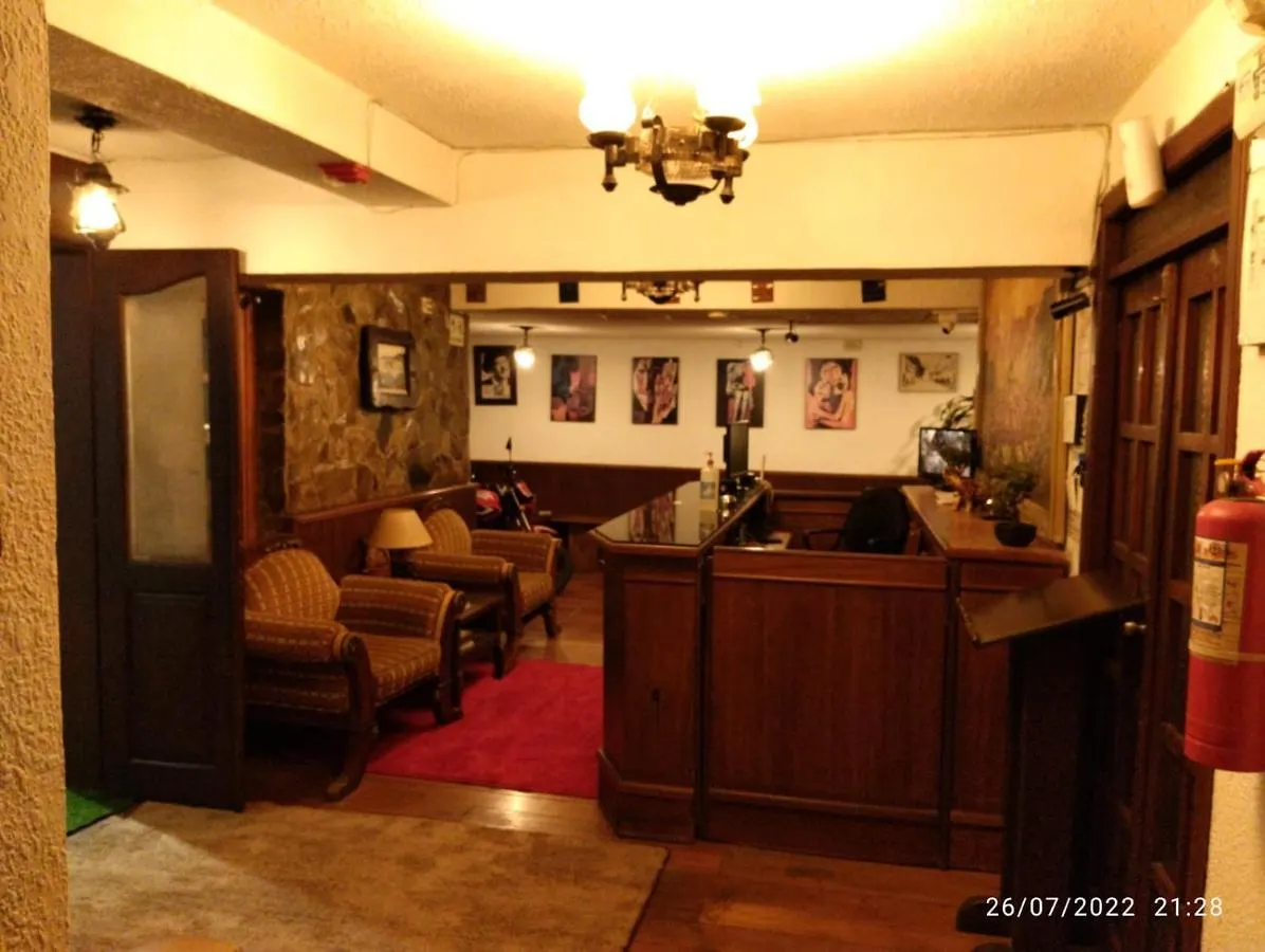 Pensión Hostal La Catolica Quito Ecuador