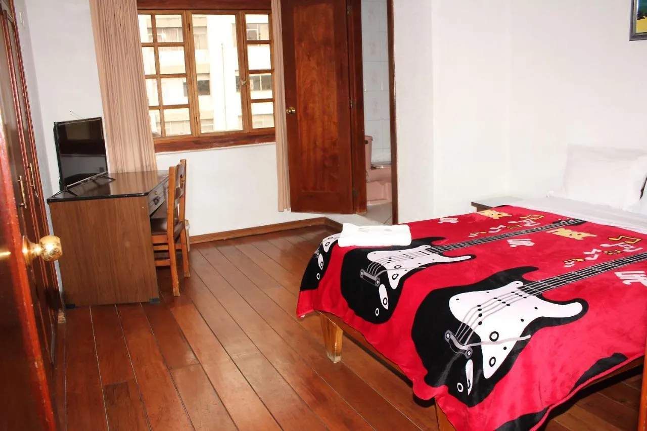 Guest house Hostal La Catolica Quito